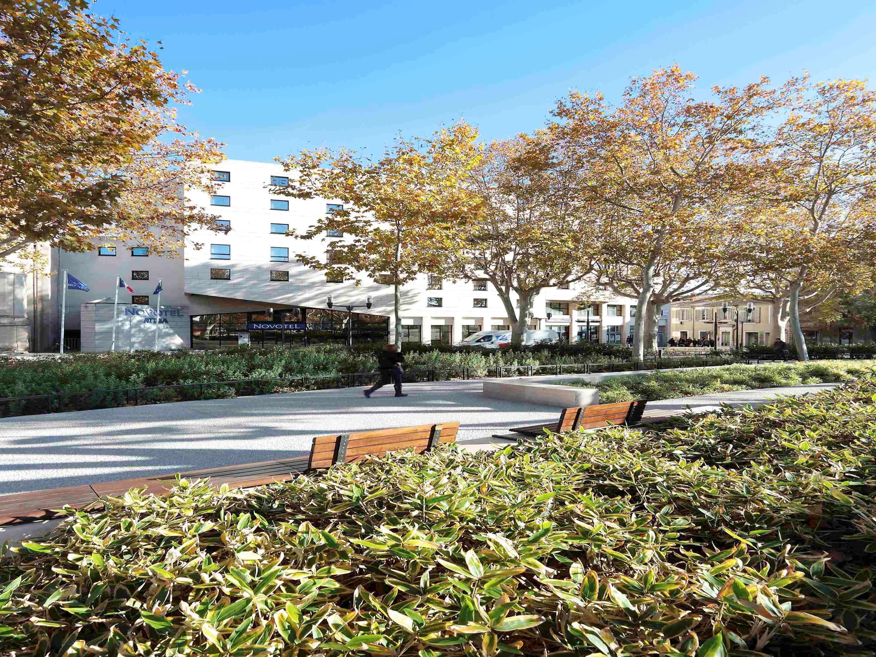 Novotel Atria Nimes Centre Bagian luar foto