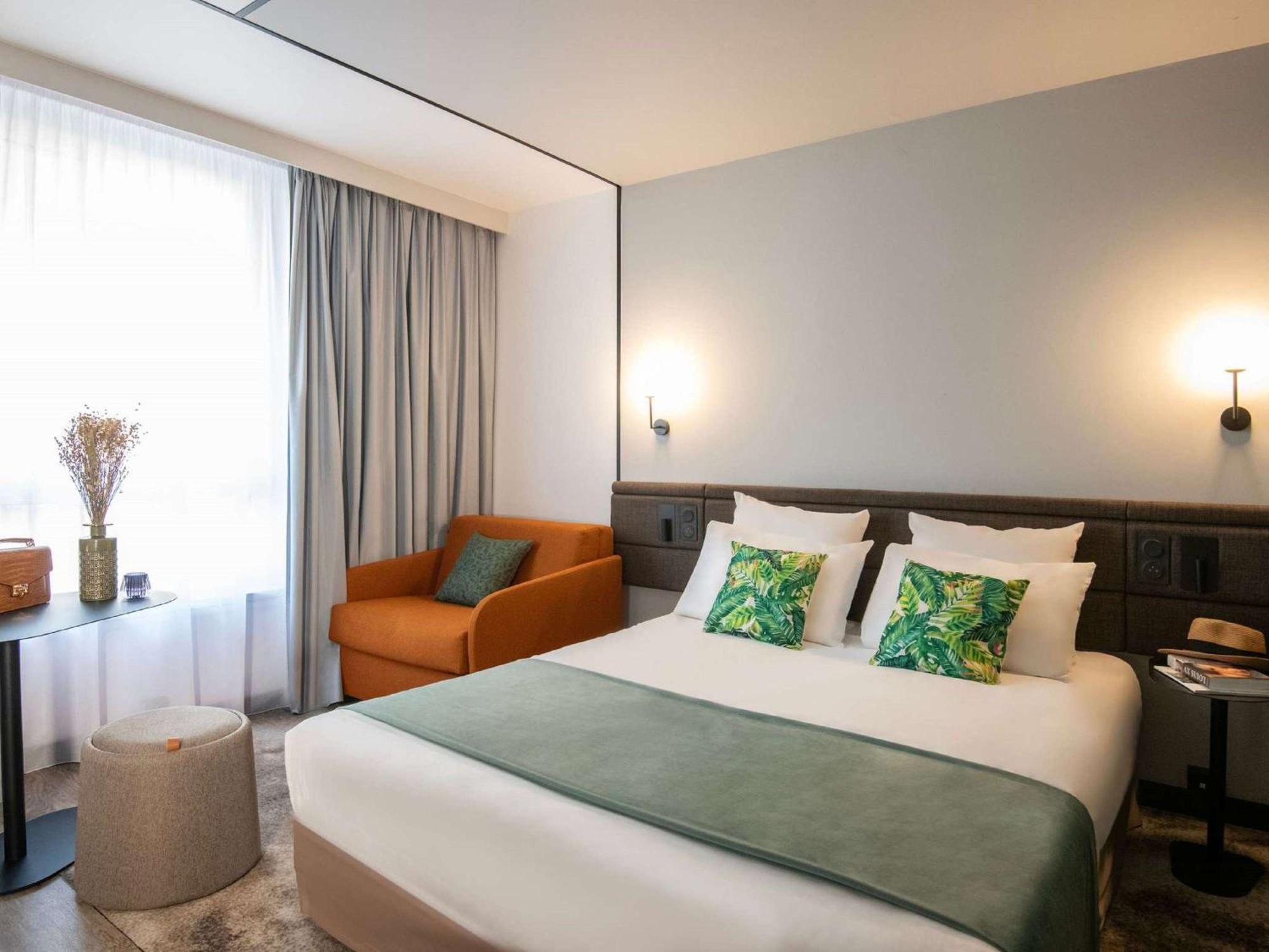 Novotel Atria Nimes Centre Bagian luar foto