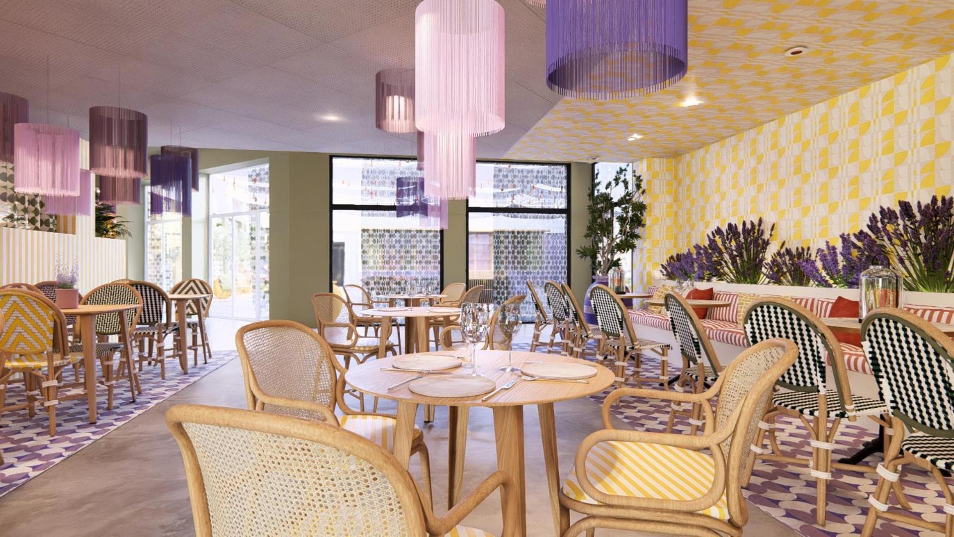 Novotel Atria Nimes Centre Bagian luar foto